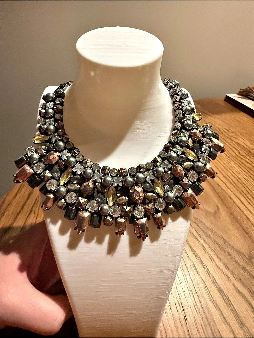 Stella & Dot Kahlo Bib Necklace – Grey Pearls, Crystals & Rose Gold Spikes
